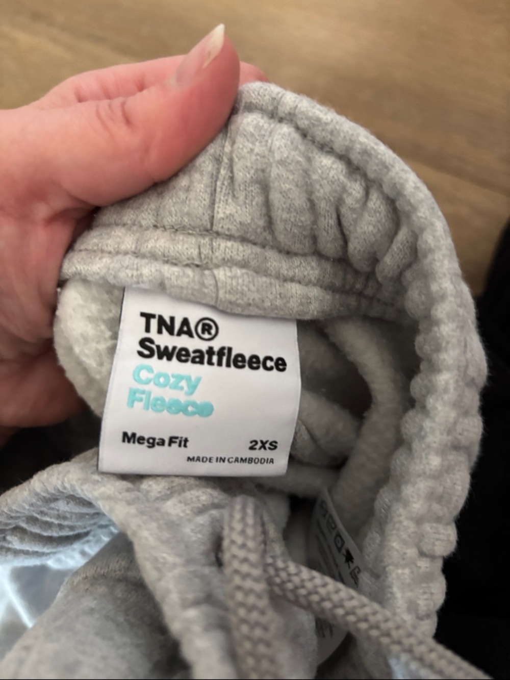 3 pair TNA Aritzia fleece joggers 2xs - Picture 4 of 4
